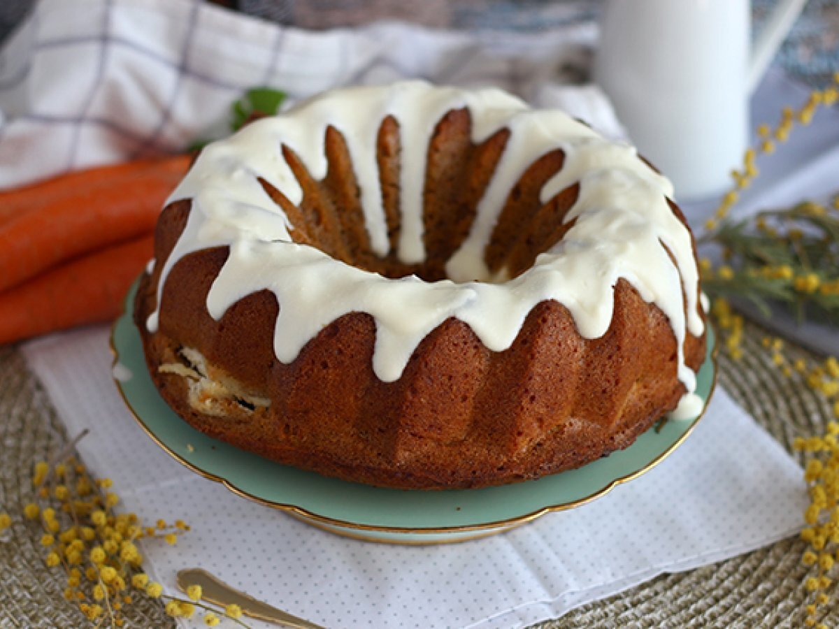 Carrot cake stuffed with cheesecake - photo 2