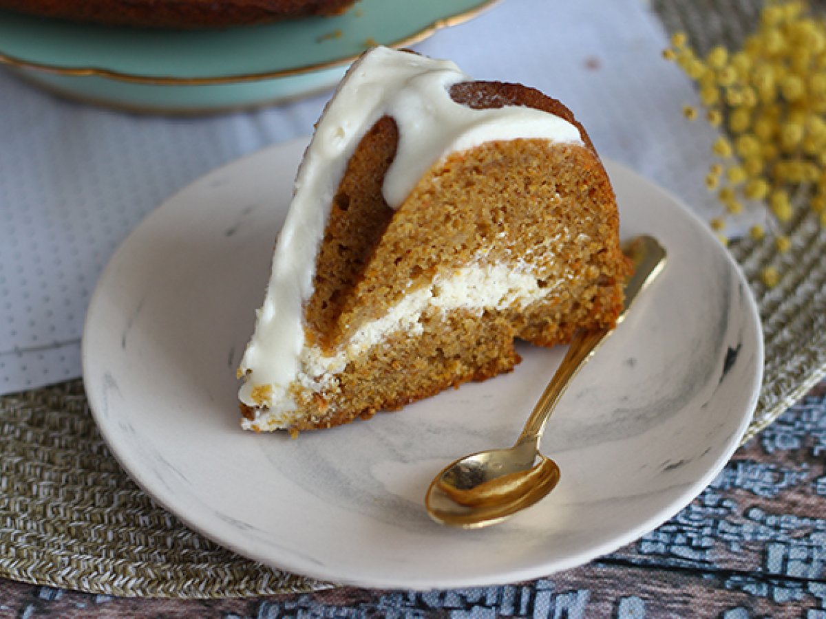 Carrot cake stuffed with cheesecake - photo 6