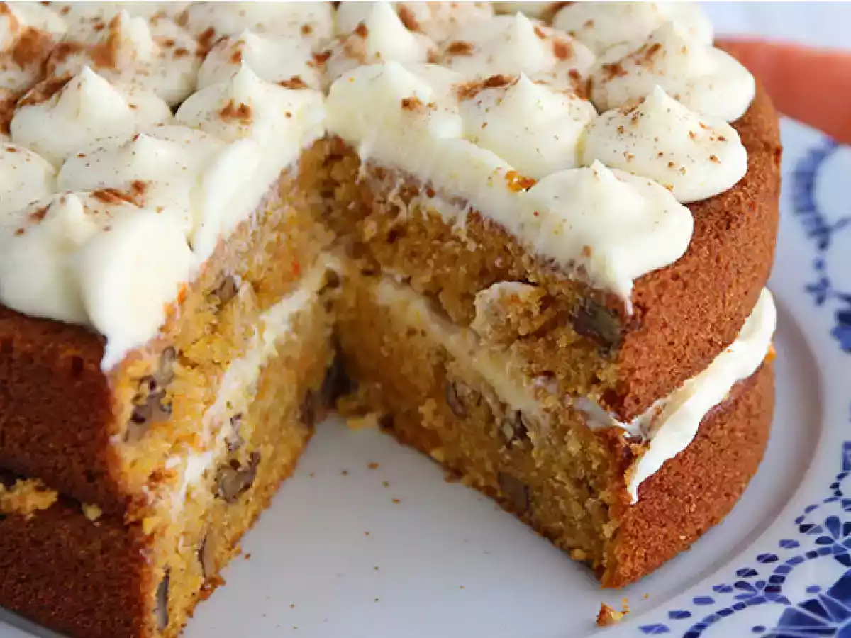 Carrot cake with nuts - video recipe ! - photo 3