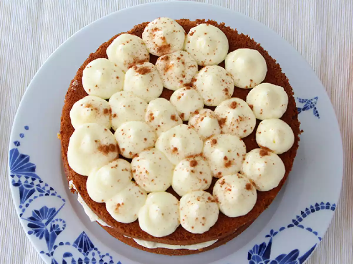 Carrot cake with nuts - video recipe ! - photo 5