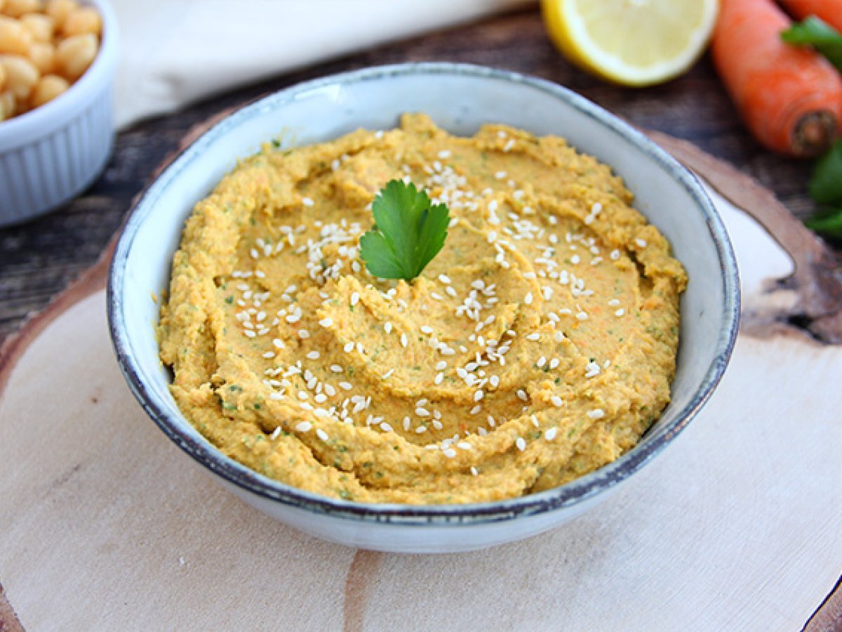 Carrot hummus