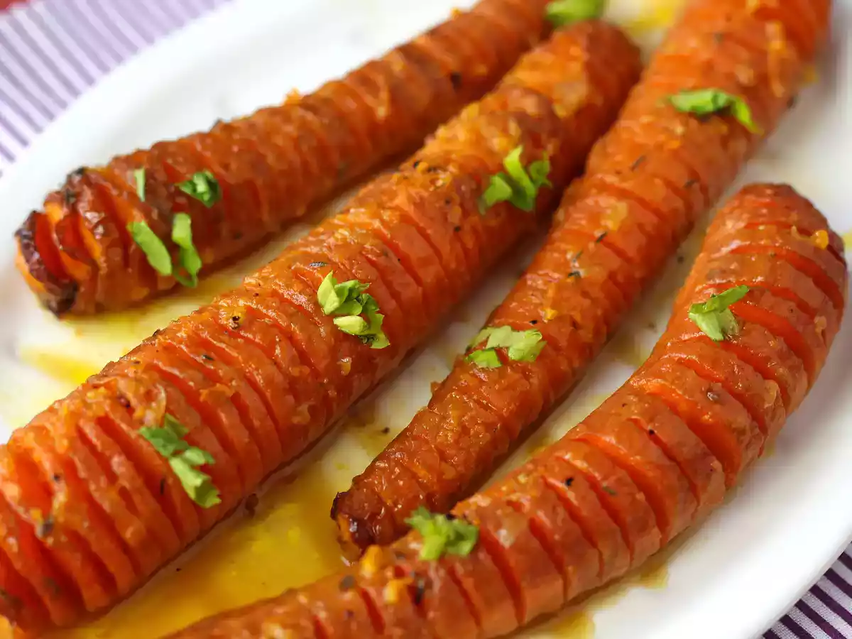 Carrot in honey and clementine sauce - photo 2