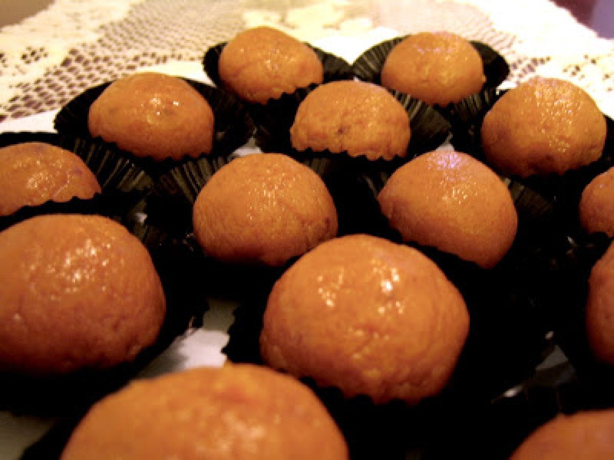 Carrot Yema Balls