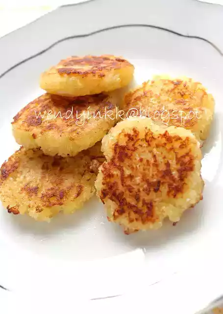 Cassava pancakes