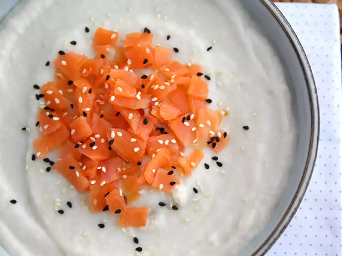 Cauliflower and coconut cream soup with salmon - photo 4