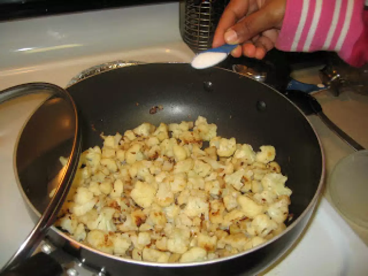 Cauliflower Stir Fry (Simple, Quick & Easy) - photo 3