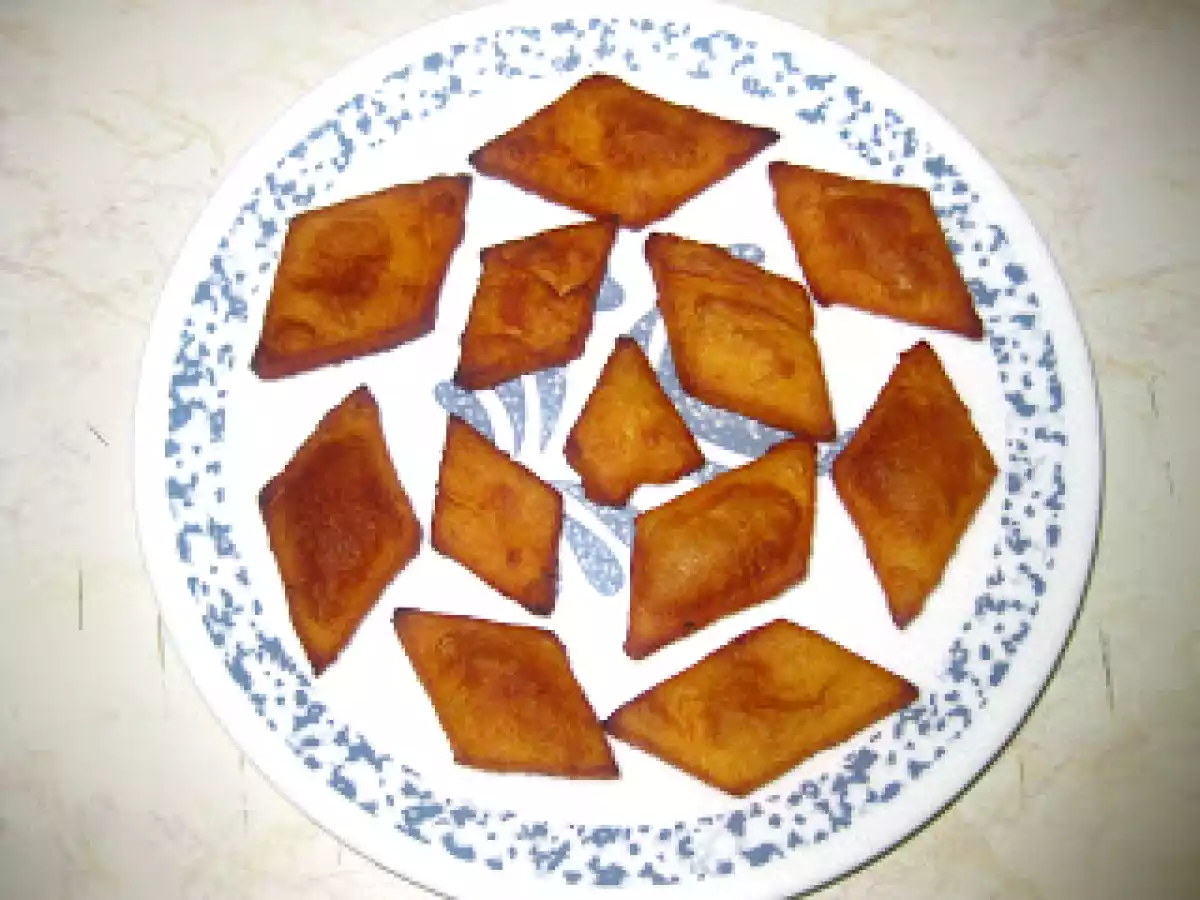 Chandrakantha / Chandrakanthalu Sweet (Moong Dal Sweet )