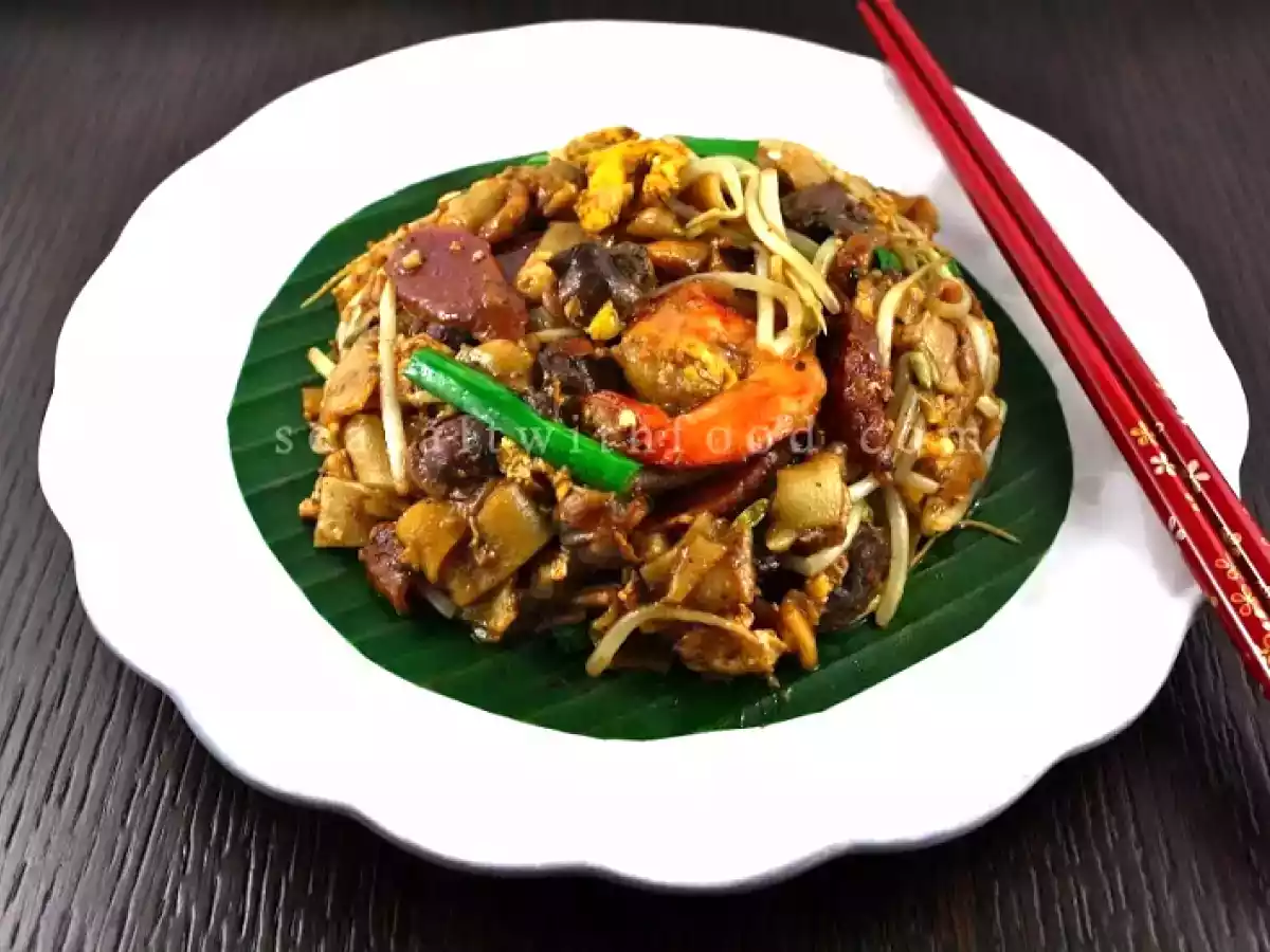 Char Kway Teow/Fried Flat Rice Noodle - photo 2