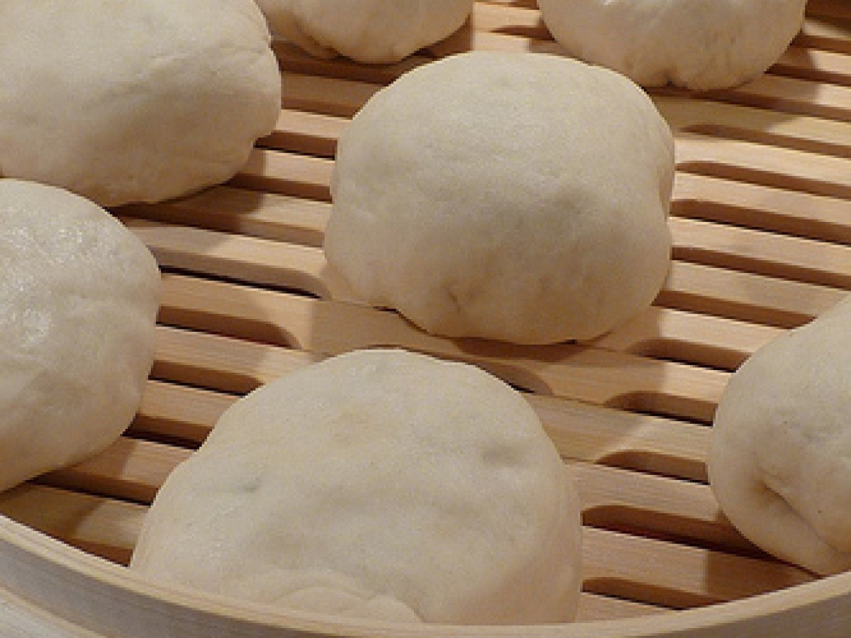 Char Siu Bao (Chinese BBQ Pork Steamed Buns) - photo 2