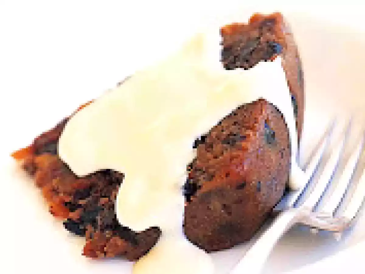 Cheat's christmas pudding