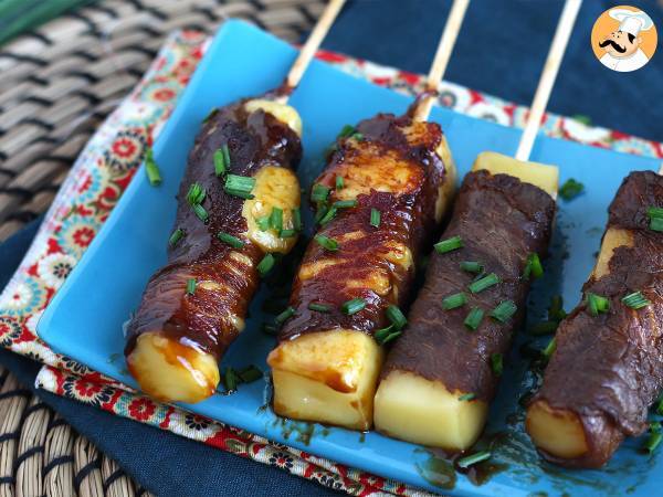 Cheese and beef yakitori skewers