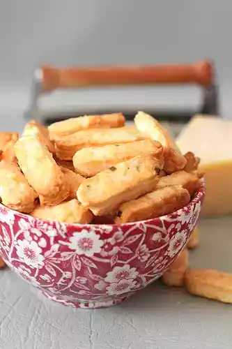 Cheese biscuit sticks recipe