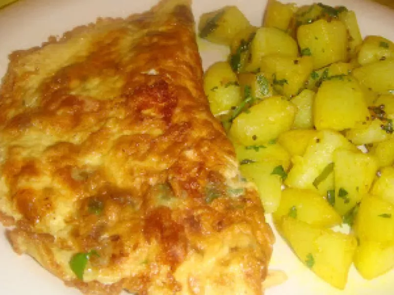 Cheese Egg Omelette with a Side of Fried Potatoes, photo 1