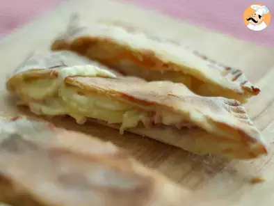 Cheese & ham calzone - Video recipe! - photo 3