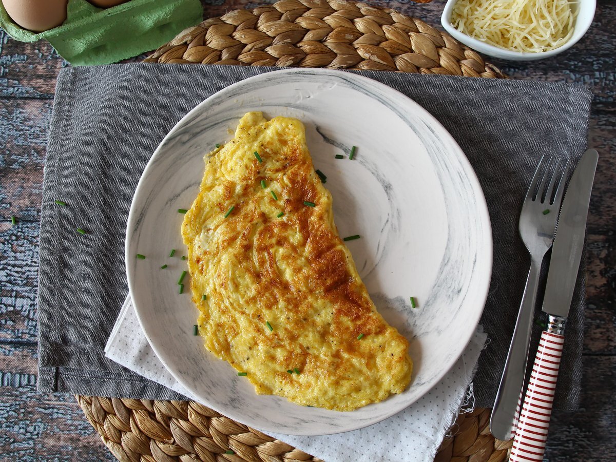 Cheese omelette, quick and easy! - photo 3