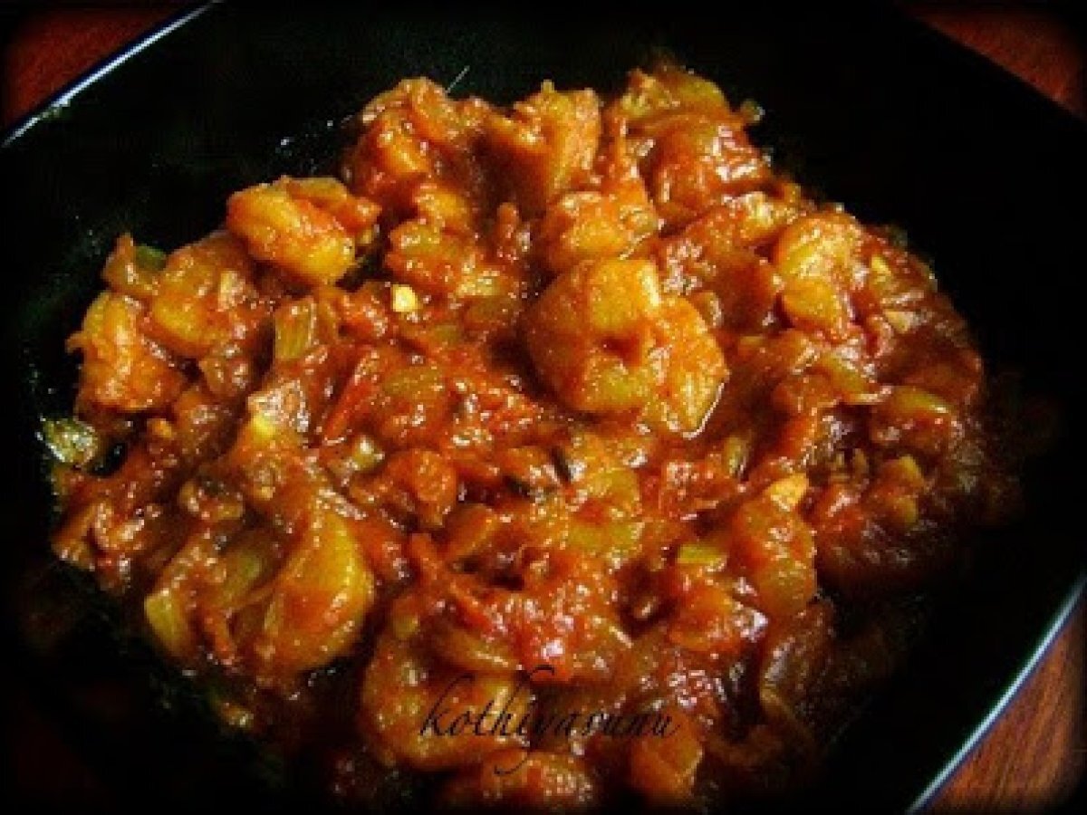 Chemmeen Thakkali Varattiyathu / Prawns/Shrimp Tomato Stir Fry