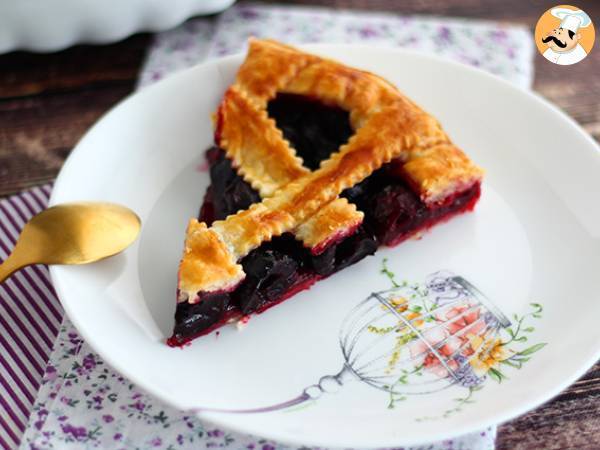 Cherry puff pastry tart - photo 2