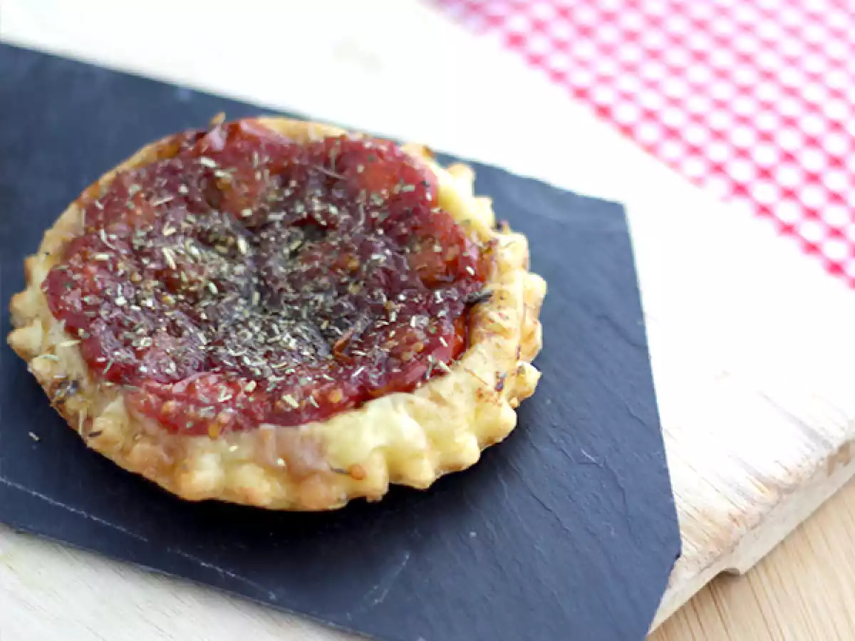 Cherry tomatoes tatin - video recipe ! - photo 3