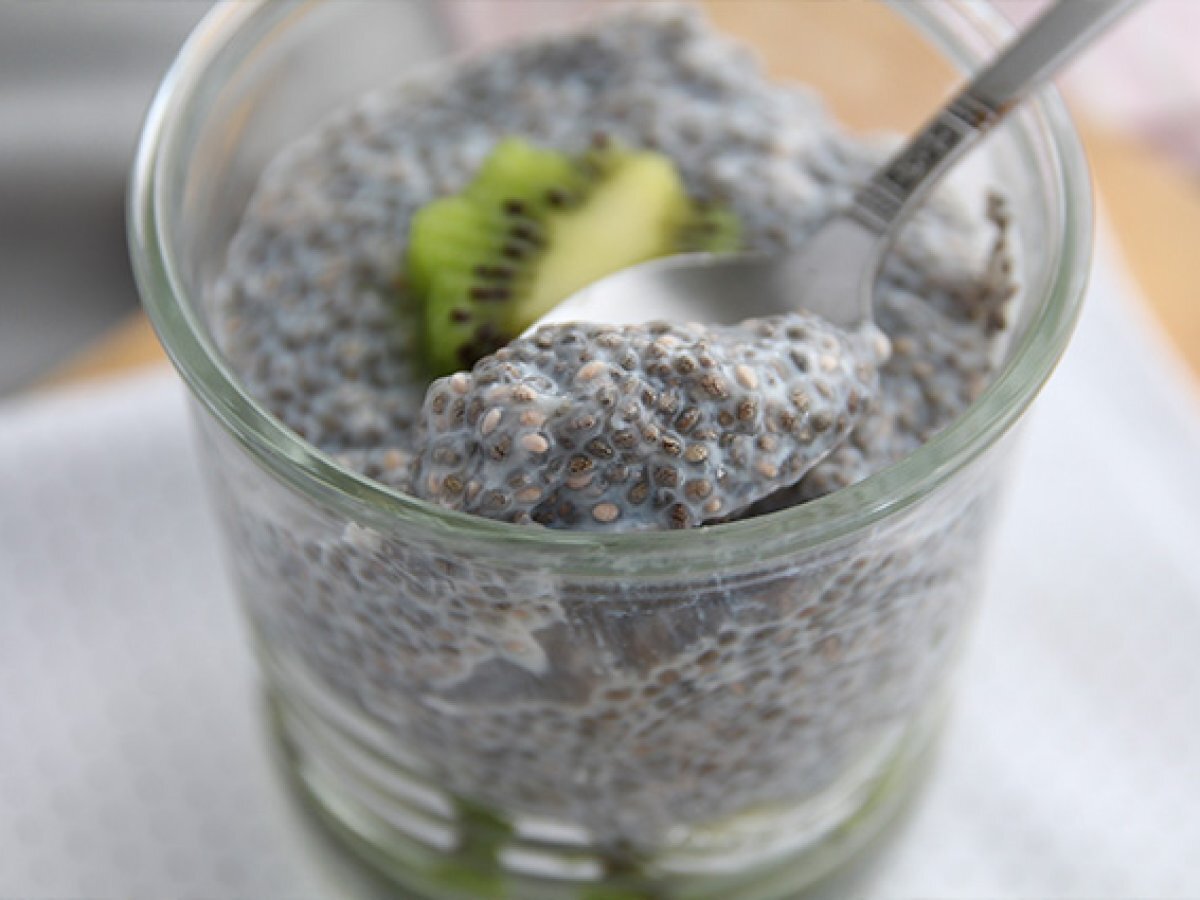 Chia pudding with kiwis - photo 2