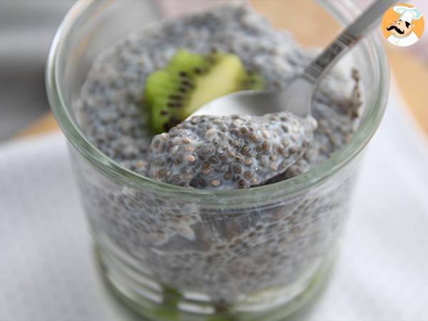 Chia seed pudding with kiwi - photo 2