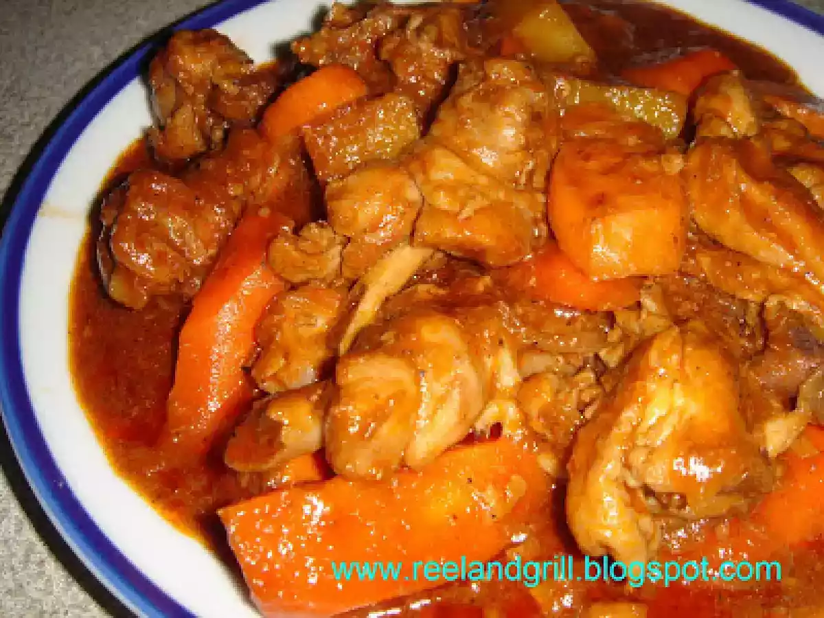 Chicken Caldereta or Kalderetang Manok (Chicken Stewed in Tomato Sauce) - photo 2