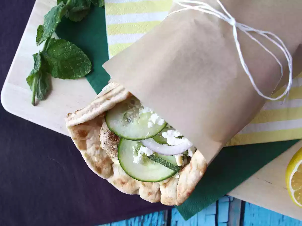 Chicken gyros, the greek sandwich you'll love! - photo 3