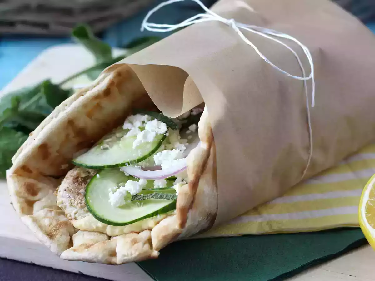 Chicken gyros, the greek sandwich you'll love! - photo 4