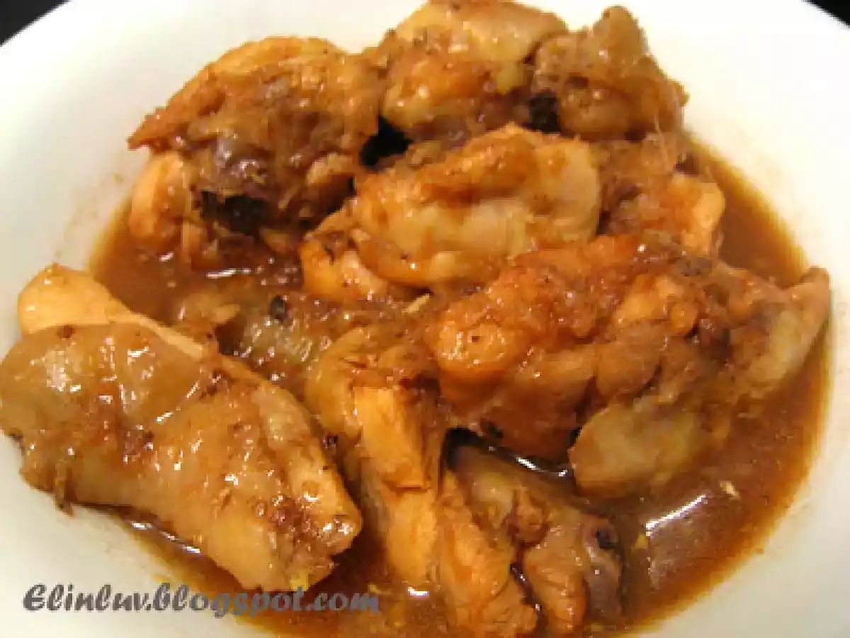Chicken In Chinese Red Wine
