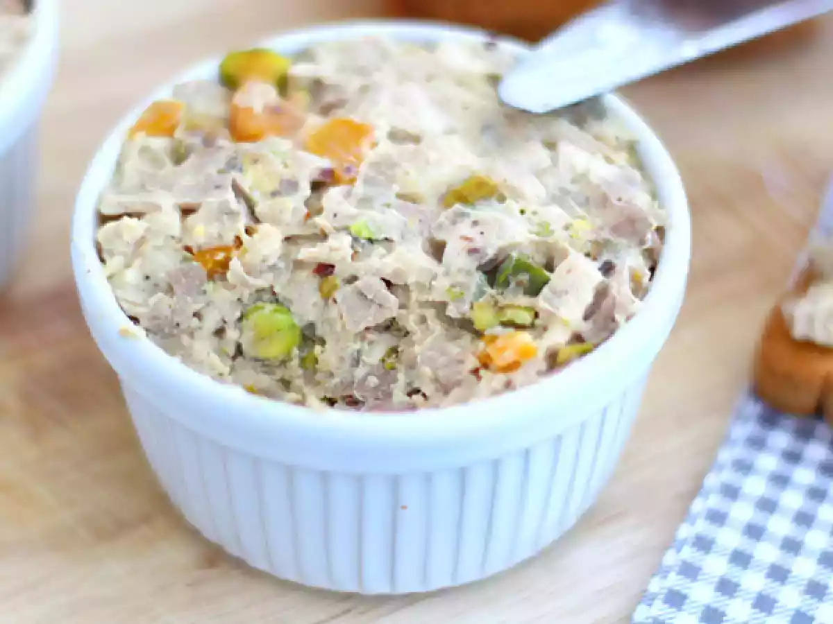 Chicken pate with pistachios - video recipe ! - photo 4