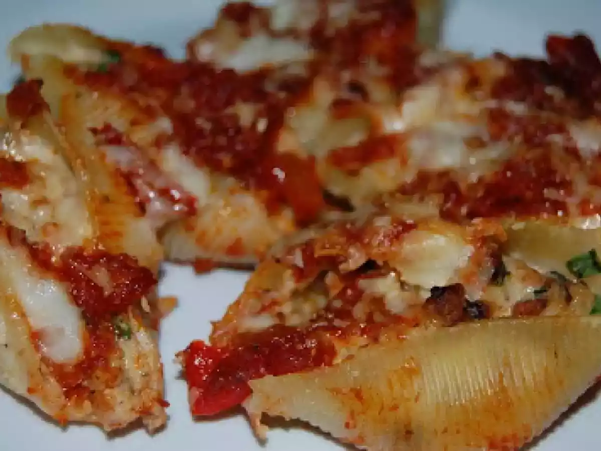 Chicken Sausage Stuffed Pasta Shells
