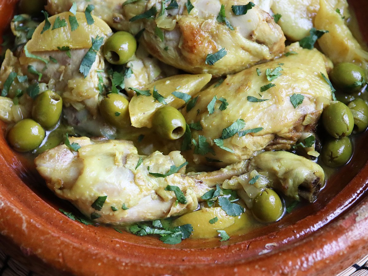 Chicken tagine, lemon and olives (super easy to make!) - photo 2