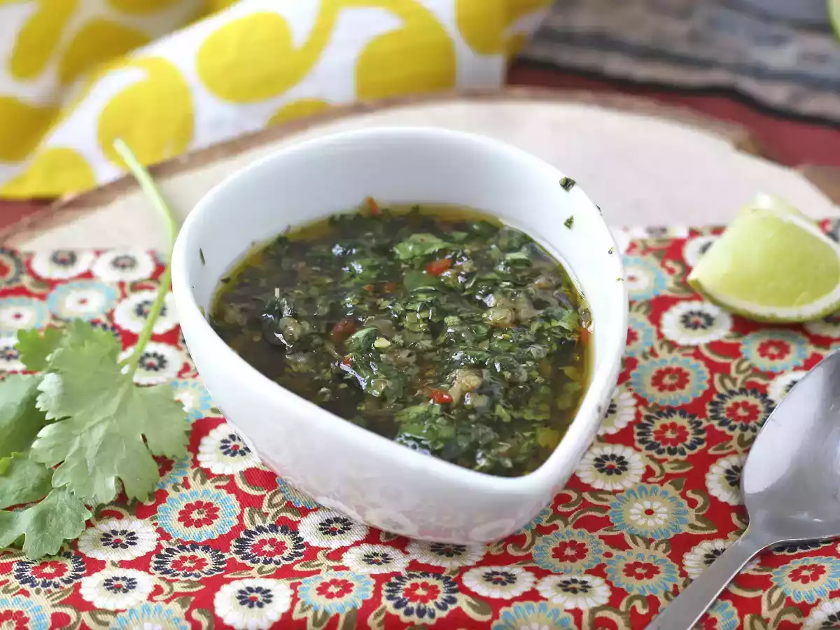 Chimichurri sauce: the perfect touch for your barbecues and barbecues.