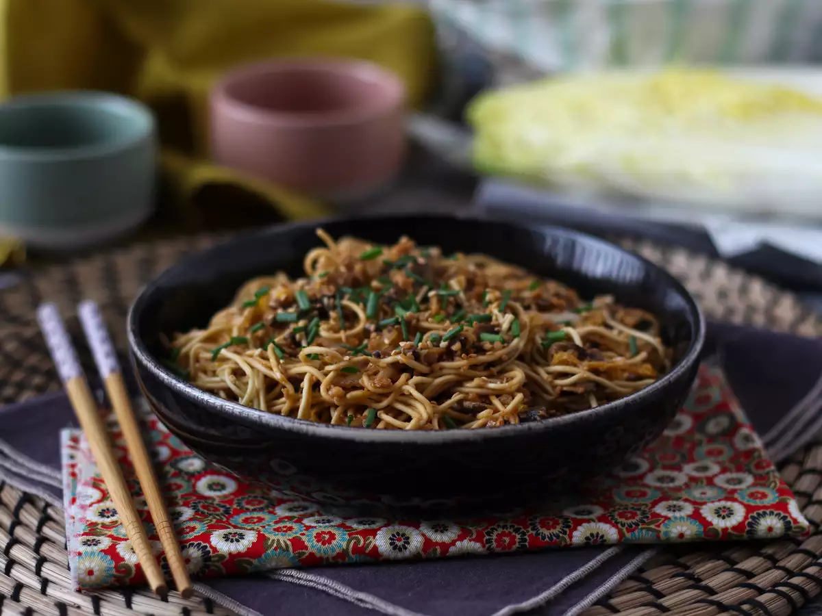 Chinese Noodle Stir-Fry (Vegetables and Textured Soy Protein) - photo 4