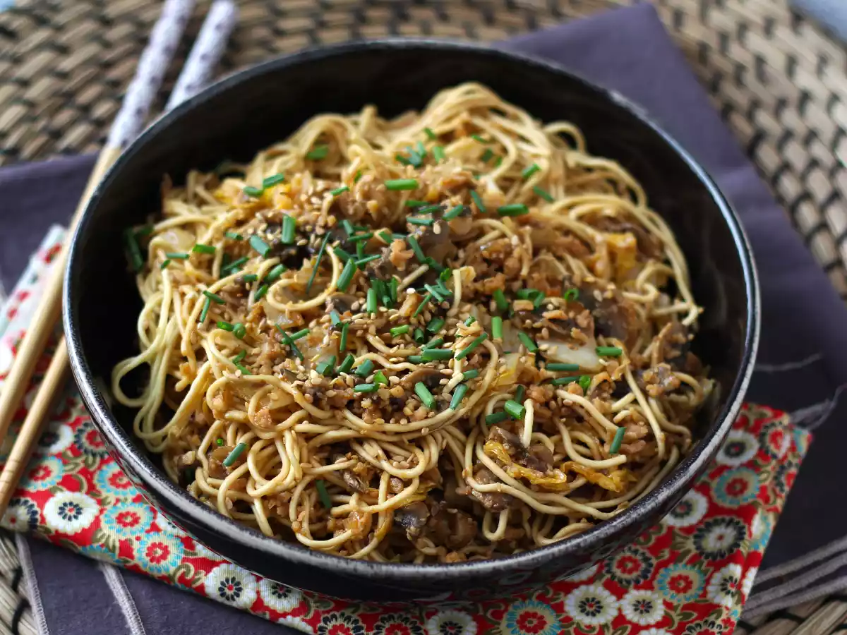 Chinese noodles wok (vegetables and textured soy proteins) - photo 6