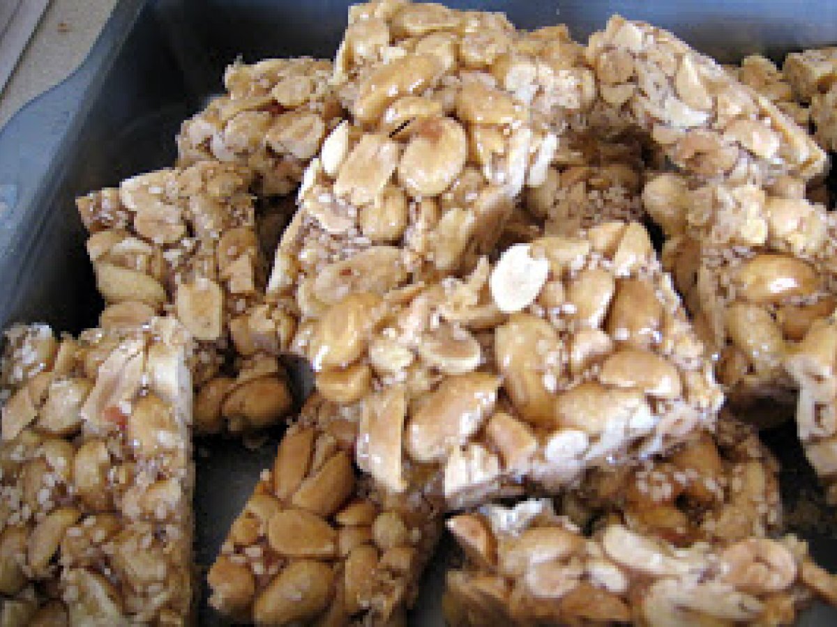 Chinese Peanut Candy/Fah Sung Thong - photo 3