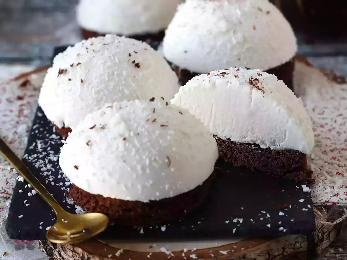 Chocolate and coconut dessert, melting and crunchy! - photo 4