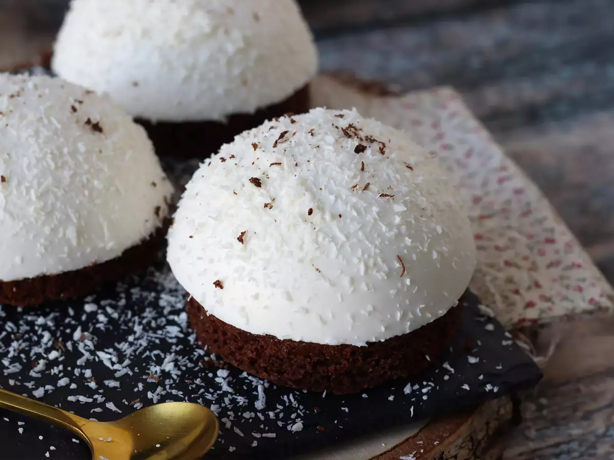 Chocolate and coconut dessert, soft and crunchy! - photo 5