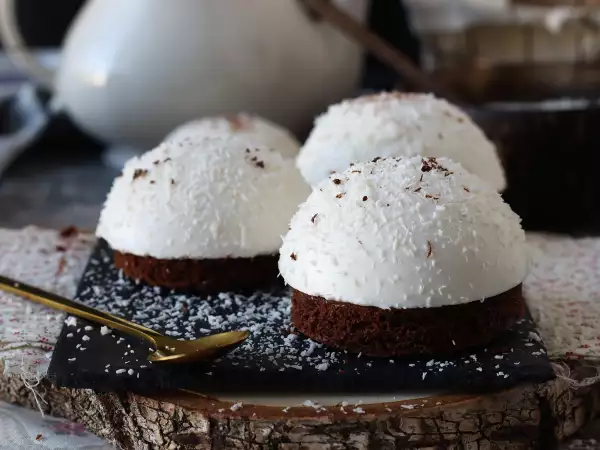 Recipe Chocolate and coconut dessert, soft and crunchy!