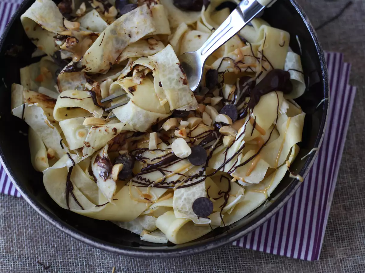 Chocolate and peanut butter crêpe tagliatelle! - photo 7