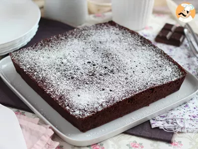 Chocolate cake in microwave, photo 3