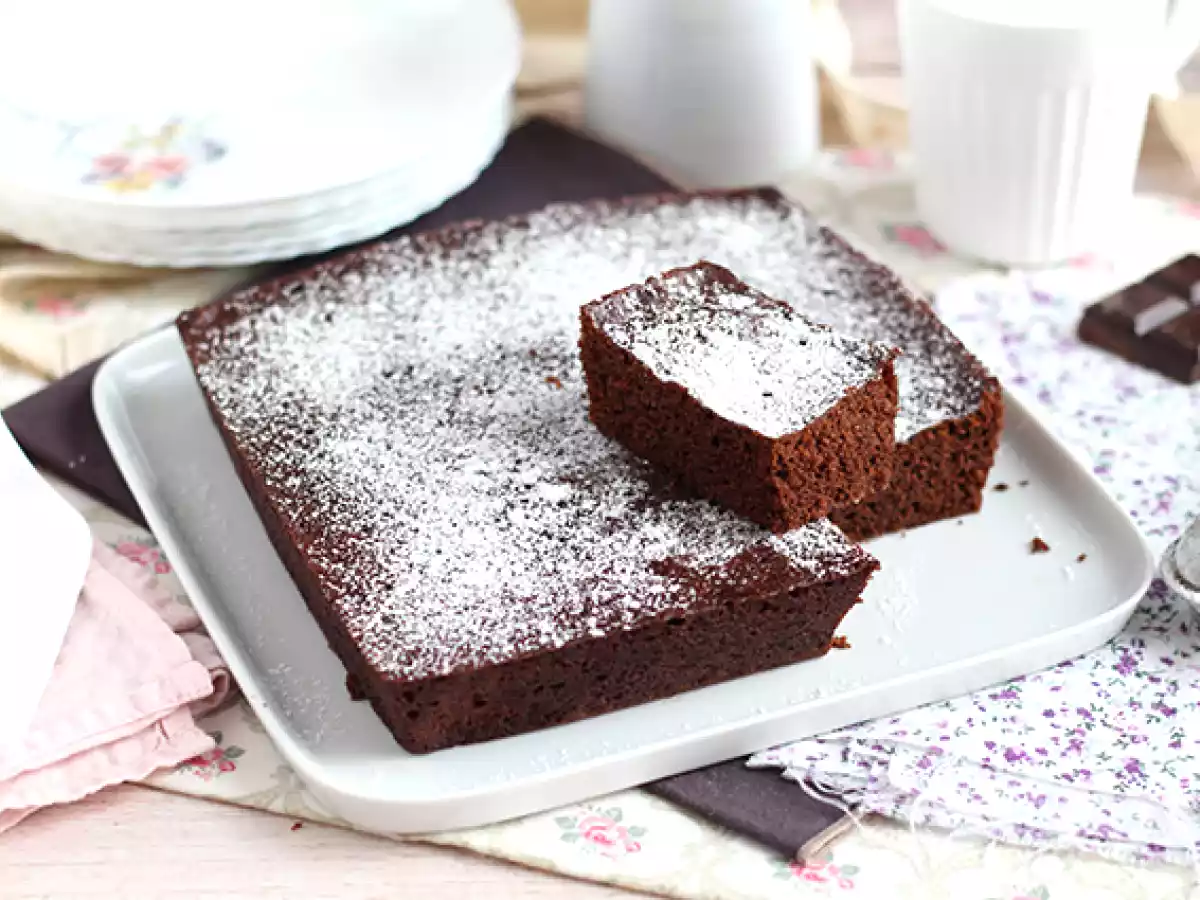 Chocolate cake in microwave in 5 minutes