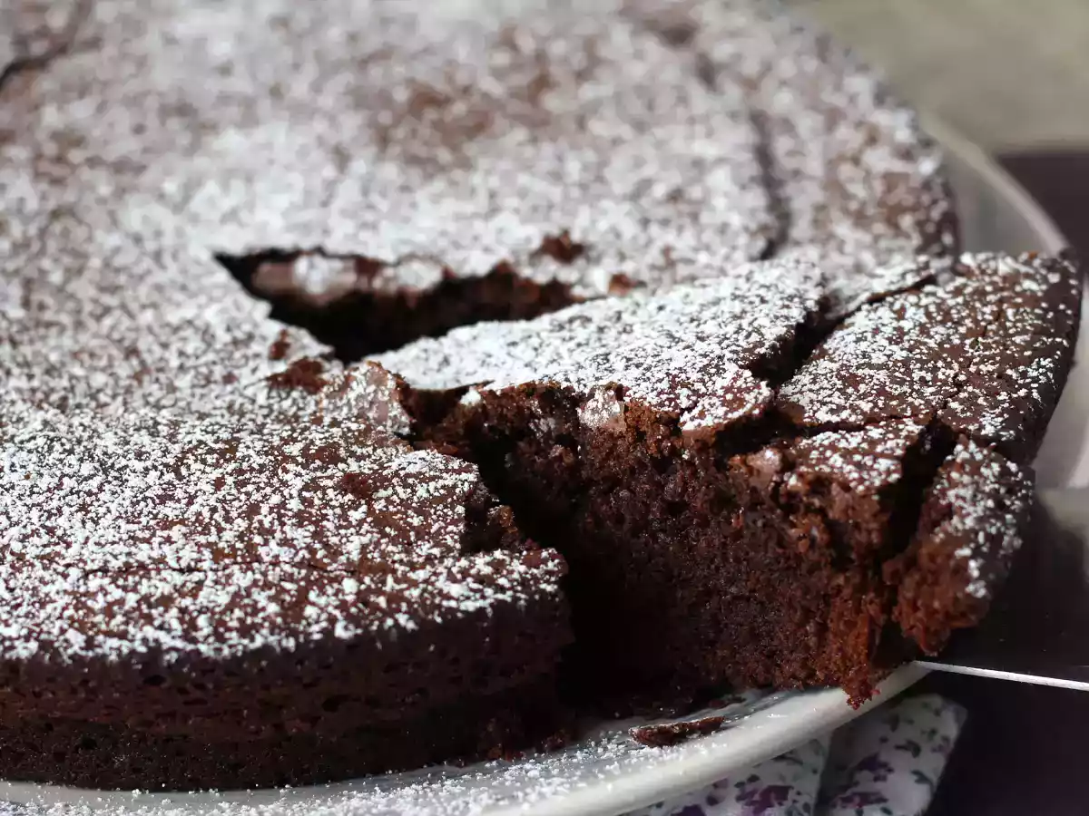 Chocolate cake - video recipe ! - photo 3