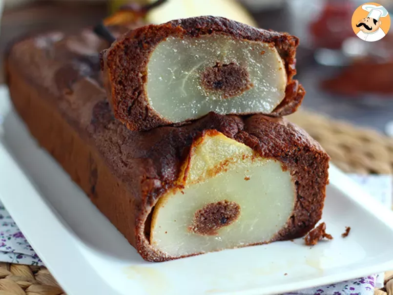 Chocolate cake with pears, photo 1