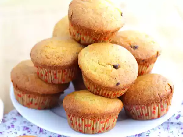 Chocolate chip muffins recipe - video guide
