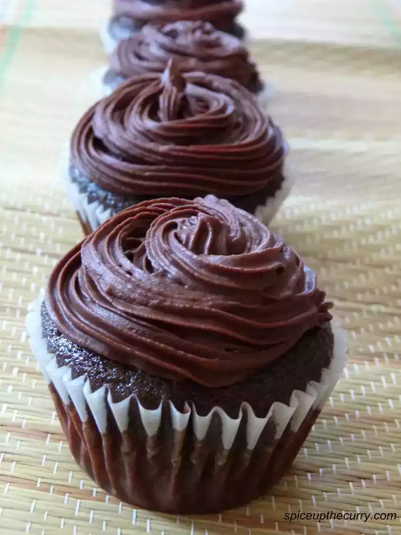 Chocolate cupcakes (egg less)
