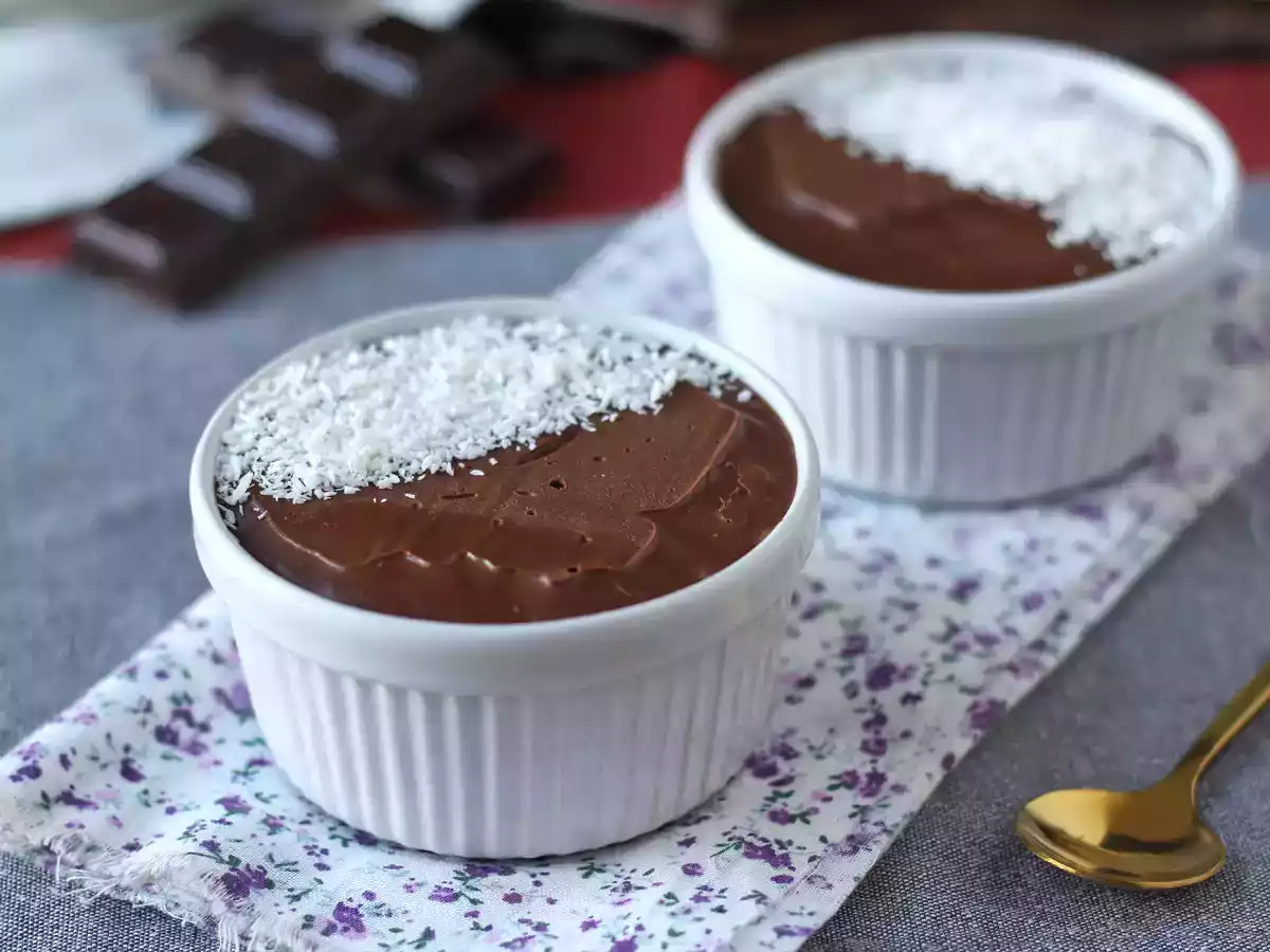 Chocolate dessert with only 2 ingredients! - photo 7