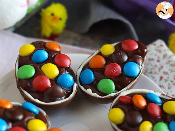 Chocolate easter eggs filled with chocolate custard and topped with m&m's - photo 4