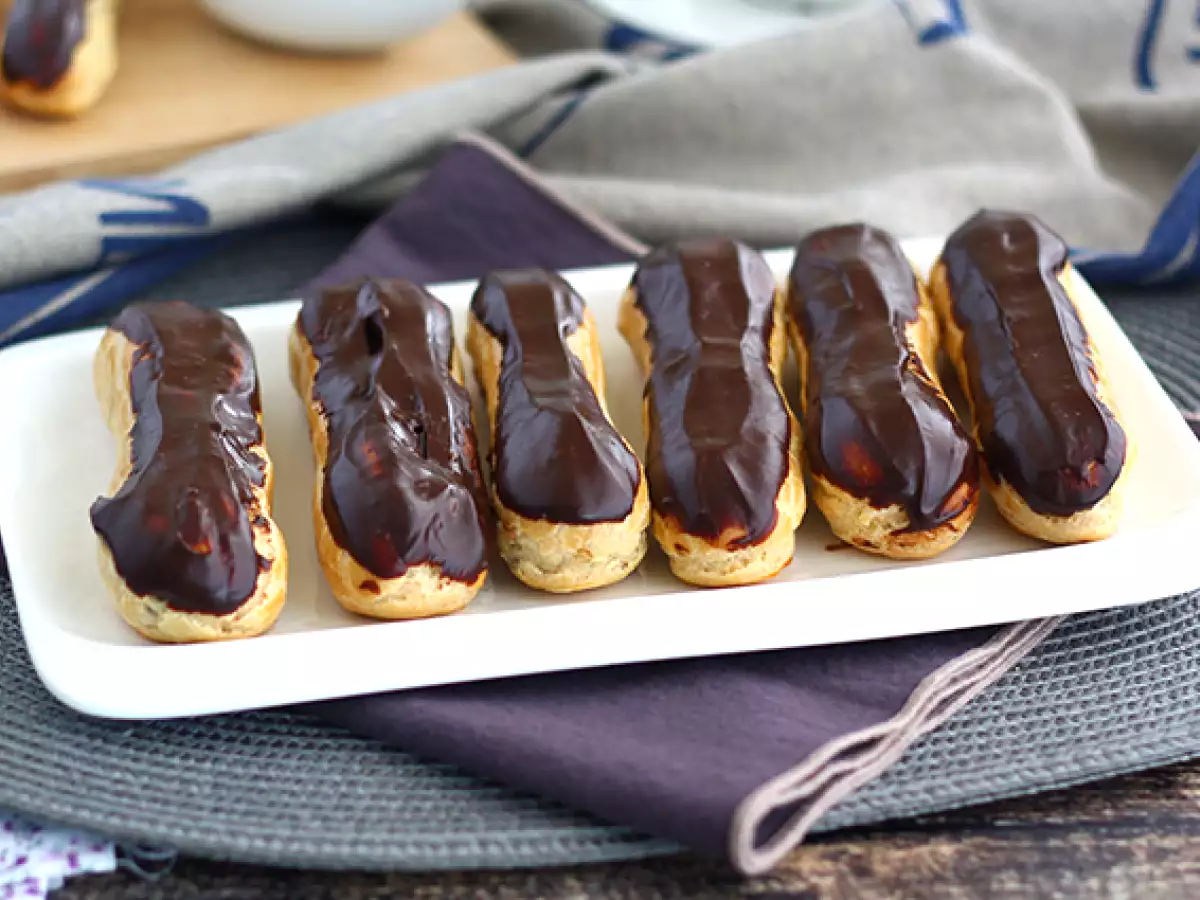 Chocolate eclairs - Learn French pastry step by step! - photo 2