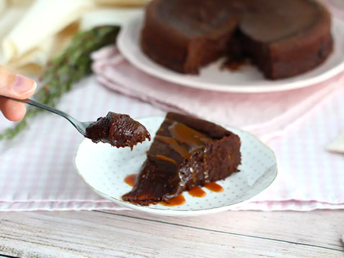 Chocolate fondant with salted caramel - photo 3
