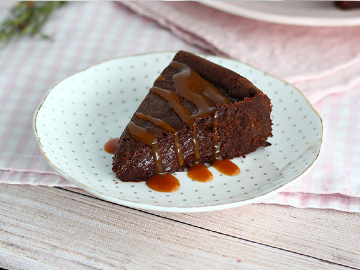 Chocolate fudge with salted butter caramel